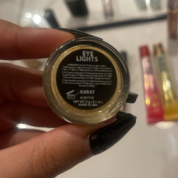 Makeup bundle - Picture 3 of 12